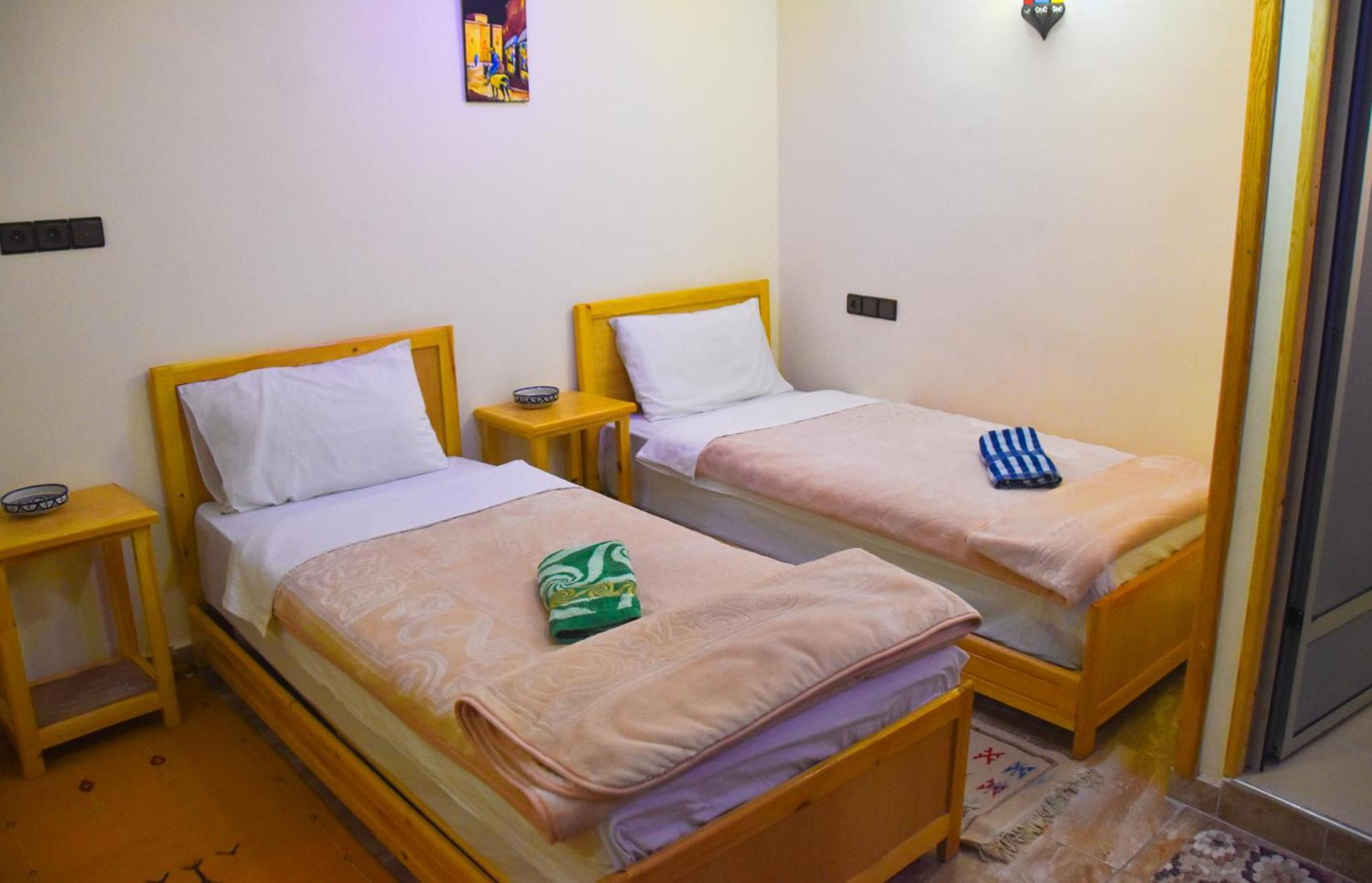 Hotel De La Vallee Ait Baha Bagian luar foto