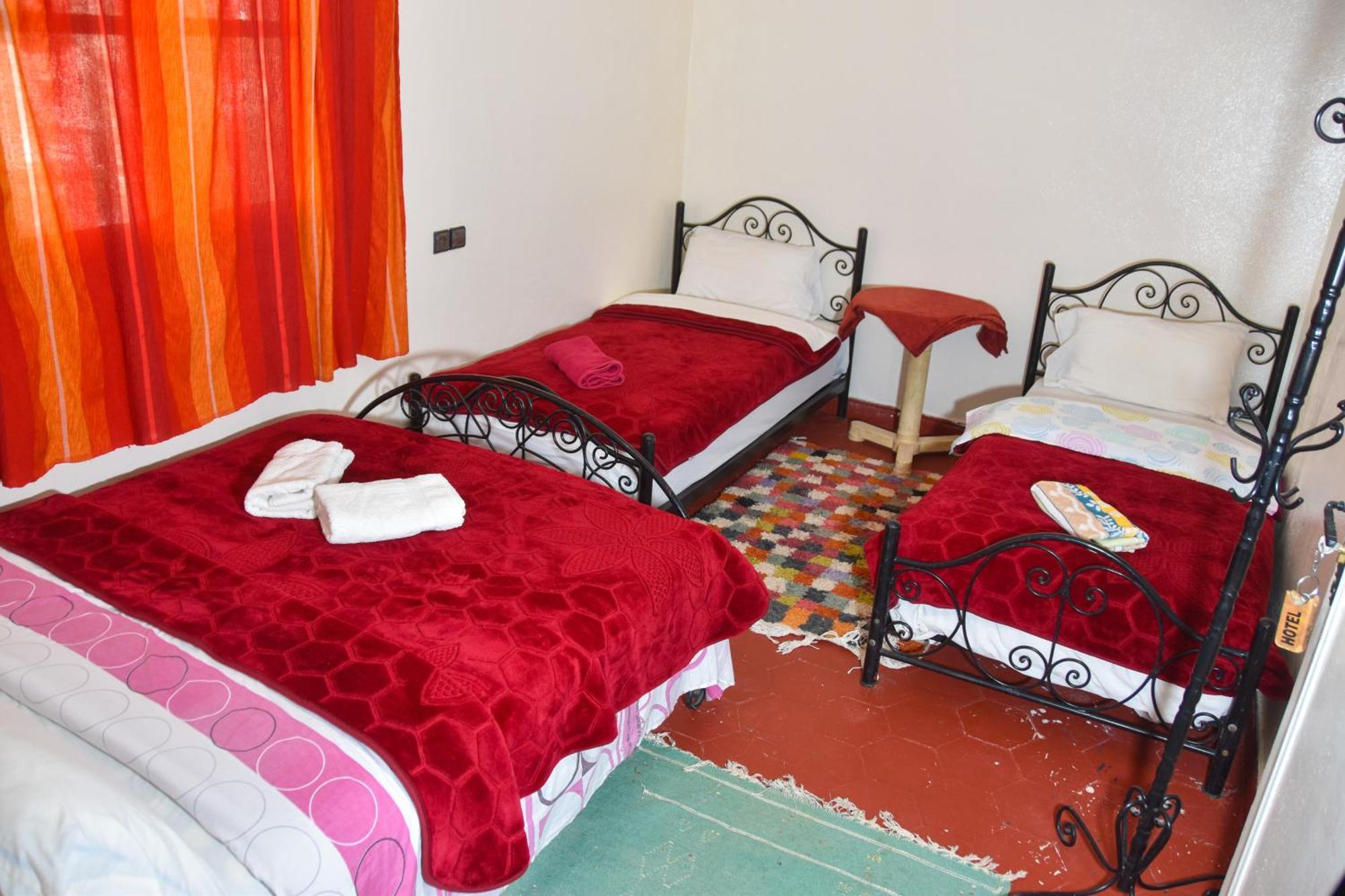 Hotel De La Vallee Ait Baha Bagian luar foto